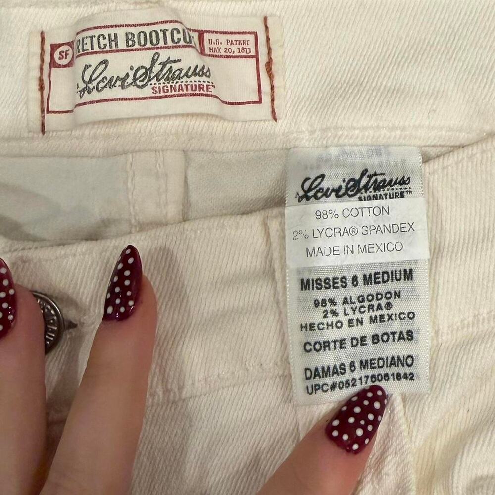 Vintage White Levis Signature Mid Rise Flare Bootcut Jeans Women Size M Misses 6 - Picture 6 of 8
